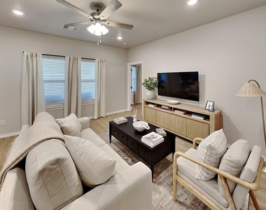 7020 Labelle Drive - Photo Thumbnail 3