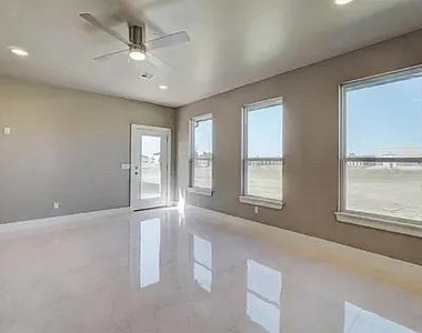 620 Abadan Drive - Photo Thumbnail 9