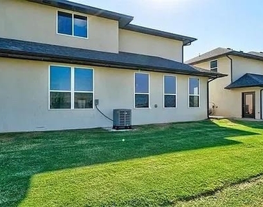 620 Abadan Drive - Photo Thumbnail 33