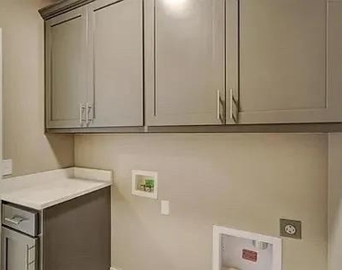 620 Abadan Drive - Photo Thumbnail 28