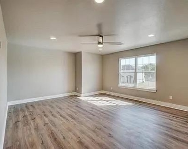620 Abadan Drive - Photo Thumbnail 24