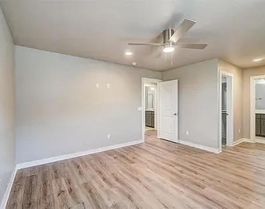 620 Abadan Drive - Photo Thumbnail 16