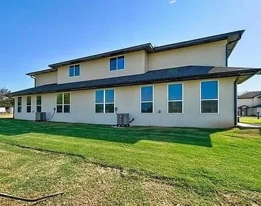 620 Abadan Drive - Photo Thumbnail 34