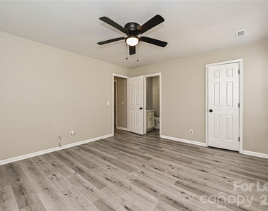 6156 Meadow Rose Lane - Photo Thumbnail 13
