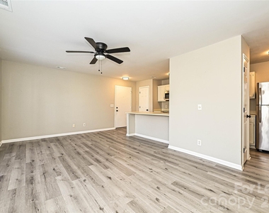 6156 Meadow Rose Lane - Photo Thumbnail 5