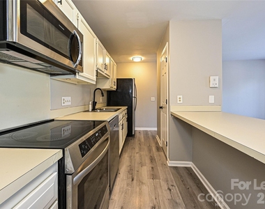 6156 Meadow Rose Lane - Photo Thumbnail 9