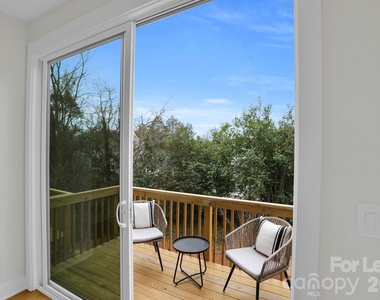 142 Mattoon Street - Photo Thumbnail 19