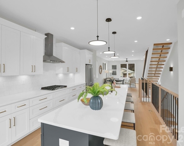 142 Mattoon Street - Photo Thumbnail 17