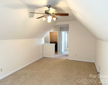 8227 Belmont Stables Drive - Photo Thumbnail 15