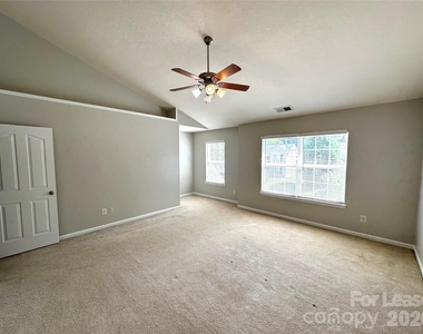 8227 Belmont Stables Drive - Photo Thumbnail 18