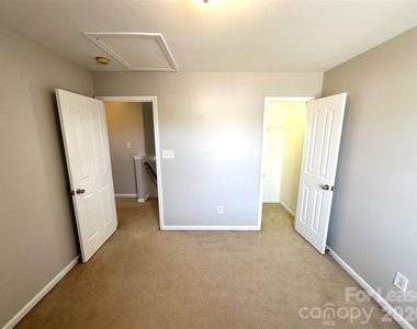 8227 Belmont Stables Drive - Photo Thumbnail 36