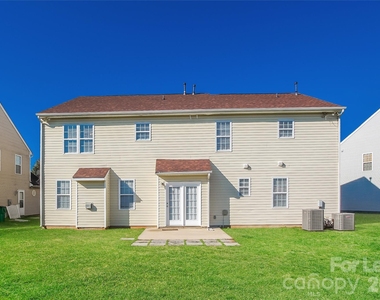 10202 Hawkeye Drive - Photo Thumbnail 14