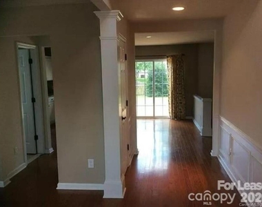 9204 Bellegarde Drive - Photo Thumbnail 2