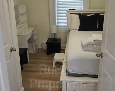 1813 Brewton Drive - Photo Thumbnail 2