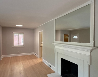 932 Hickory Nut Street - Photo Thumbnail 5