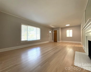 932 Hickory Nut Street - Photo Thumbnail 4
