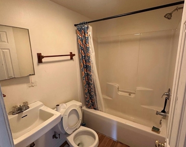 1305 W Front Street - Photo Thumbnail 3