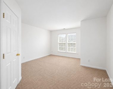 125 Kallie Loop - Photo Thumbnail 16