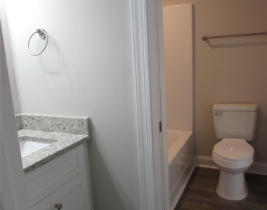 1094 20th Street Ne - Photo Thumbnail 7