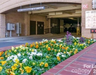 2125 Southend Drive - Photo Thumbnail 1