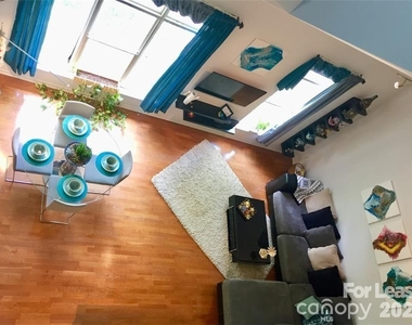 2125 Southend Drive - Photo Thumbnail 12