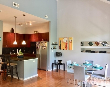 2125 Southend Drive - Photo Thumbnail 7