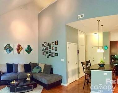 2125 Southend Drive - Photo Thumbnail 9