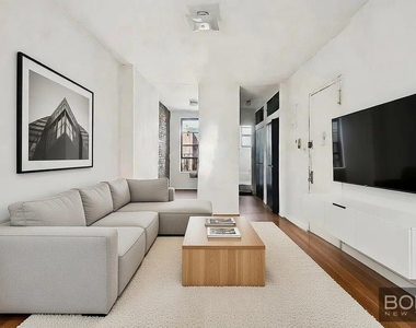 323A East 89th Street - Photo Thumbnail 1