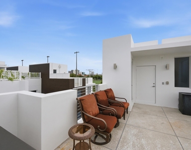 714 Ne 14th Avenue - Photo Thumbnail 30