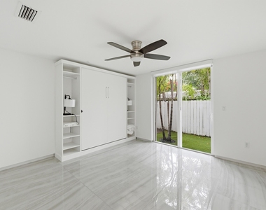 714 Ne 14th Avenue - Photo Thumbnail 2