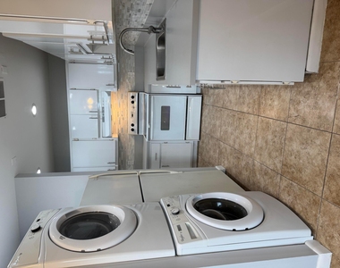 1100 Boxwood Drive - Photo Thumbnail 28