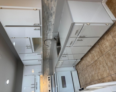 1100 Boxwood Drive - Photo Thumbnail 30