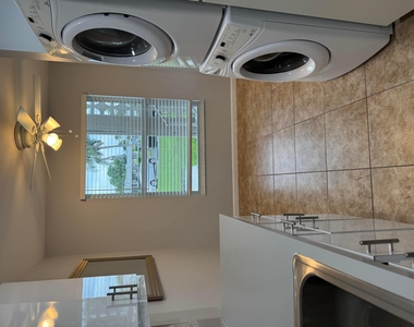 1100 Boxwood Drive - Photo Thumbnail 21