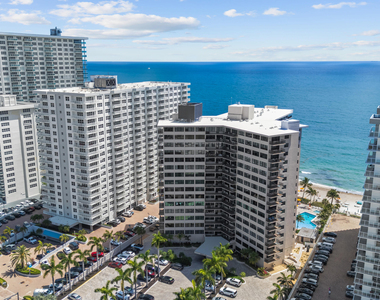 3800 Galt Ocean Drive - Photo Thumbnail 24