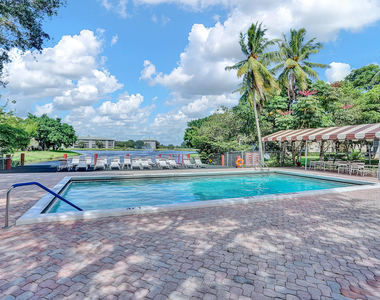 9460 Poinciana Place - Photo Thumbnail 21