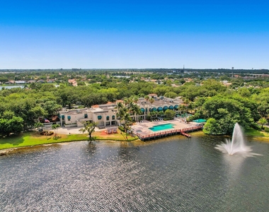 9460 Poinciana Place - Photo Thumbnail 26