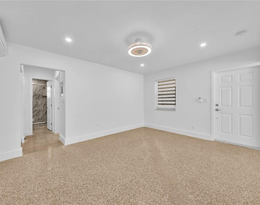 5122 Ne 19th Avenue - Photo Thumbnail 10