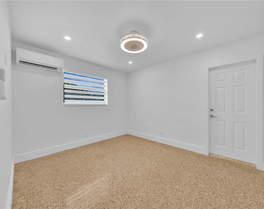 5122 Ne 19th Avenue - Photo Thumbnail 13