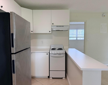 5174 Ne 6th Avenue - Photo Thumbnail 12