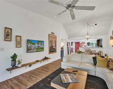 7533 Glendevon Lane - Photo Thumbnail 29
