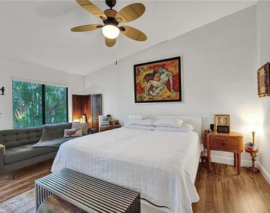 7533 Glendevon Lane - Photo Thumbnail 28