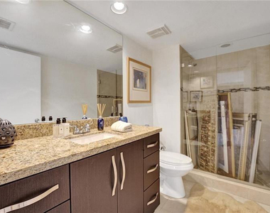 7533 Glendevon Lane - Photo Thumbnail 21