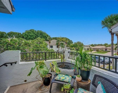 7533 Glendevon Lane - Photo Thumbnail 3