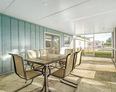 2200 N 47th Avenue - Photo Thumbnail 19