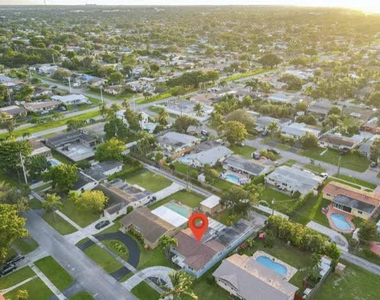 2200 N 47th Avenue - Photo Thumbnail 22