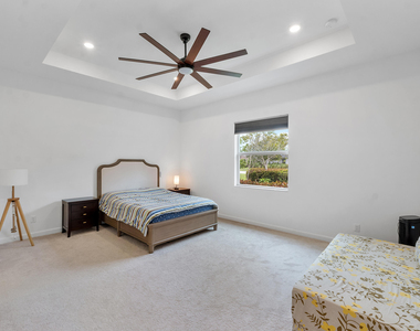 19036 Broad Shore Walk - Photo Thumbnail 11