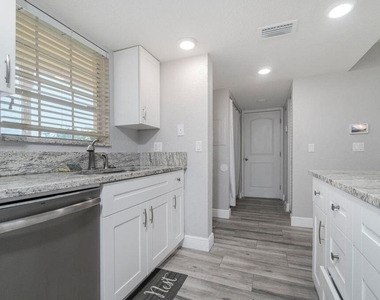 6324 La Costa Drive - Photo Thumbnail 8