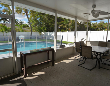 3840 N 42nd Terrace - Photo Thumbnail 20