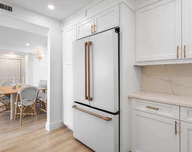 1701 S Flagler Drive - Photo Thumbnail 5