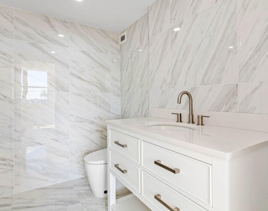 1701 S Flagler Drive - Photo Thumbnail 15